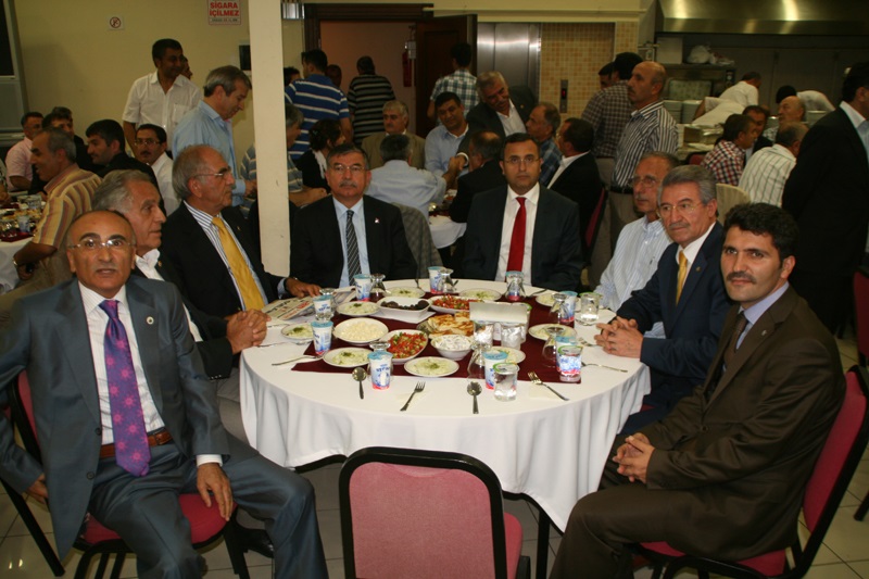 Erzincanlılar iftarda buluştu